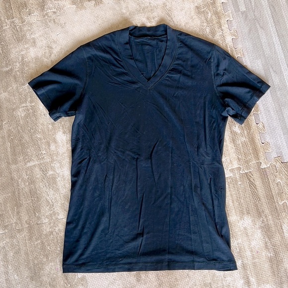 Lululemon men’s shirt - Picture 1 of 3